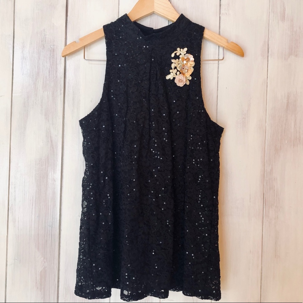 Like New BCX Sleeveless Ladies Blouse Size M